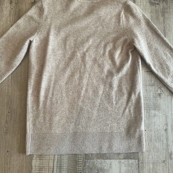 Women’s Loft Sweater - Picture 5 of 15